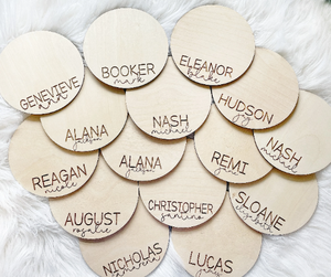 FOOTPRINT READY Birth Announcement Name Circle